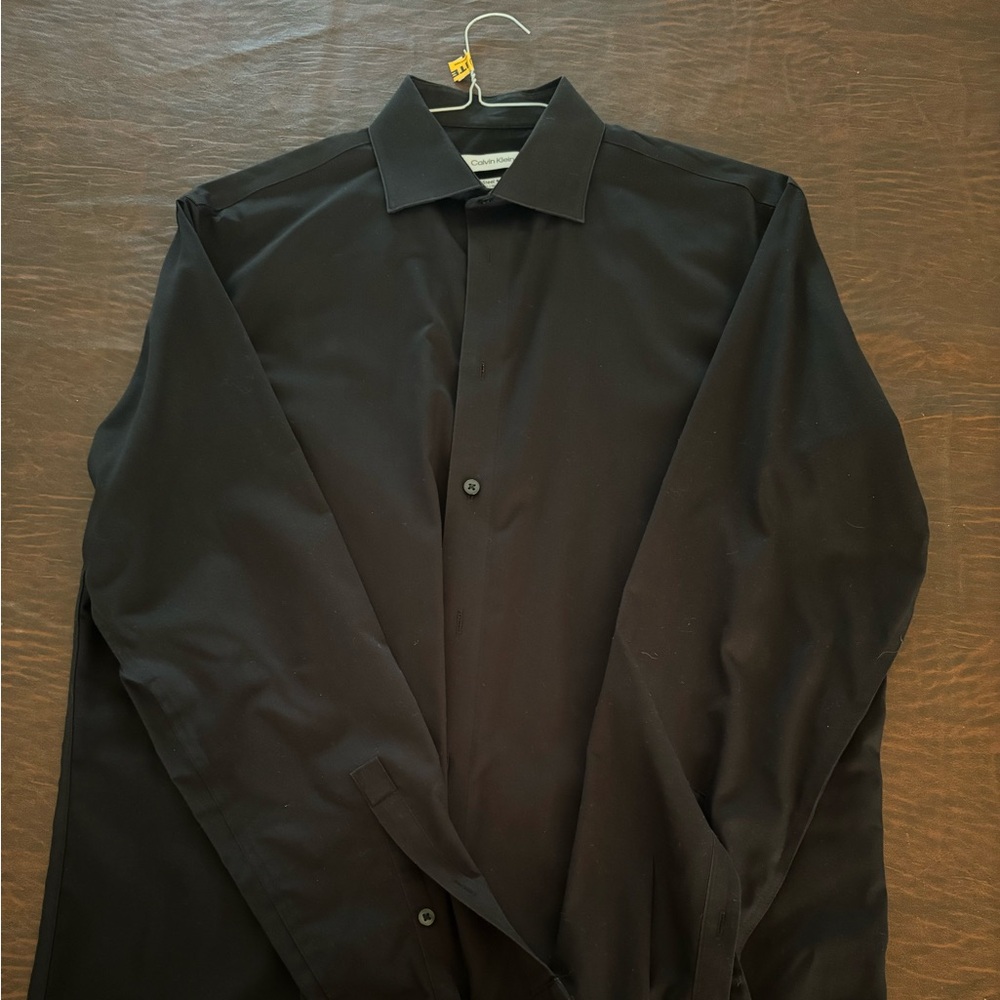 Mens dress shirt Calvin Klein size L
